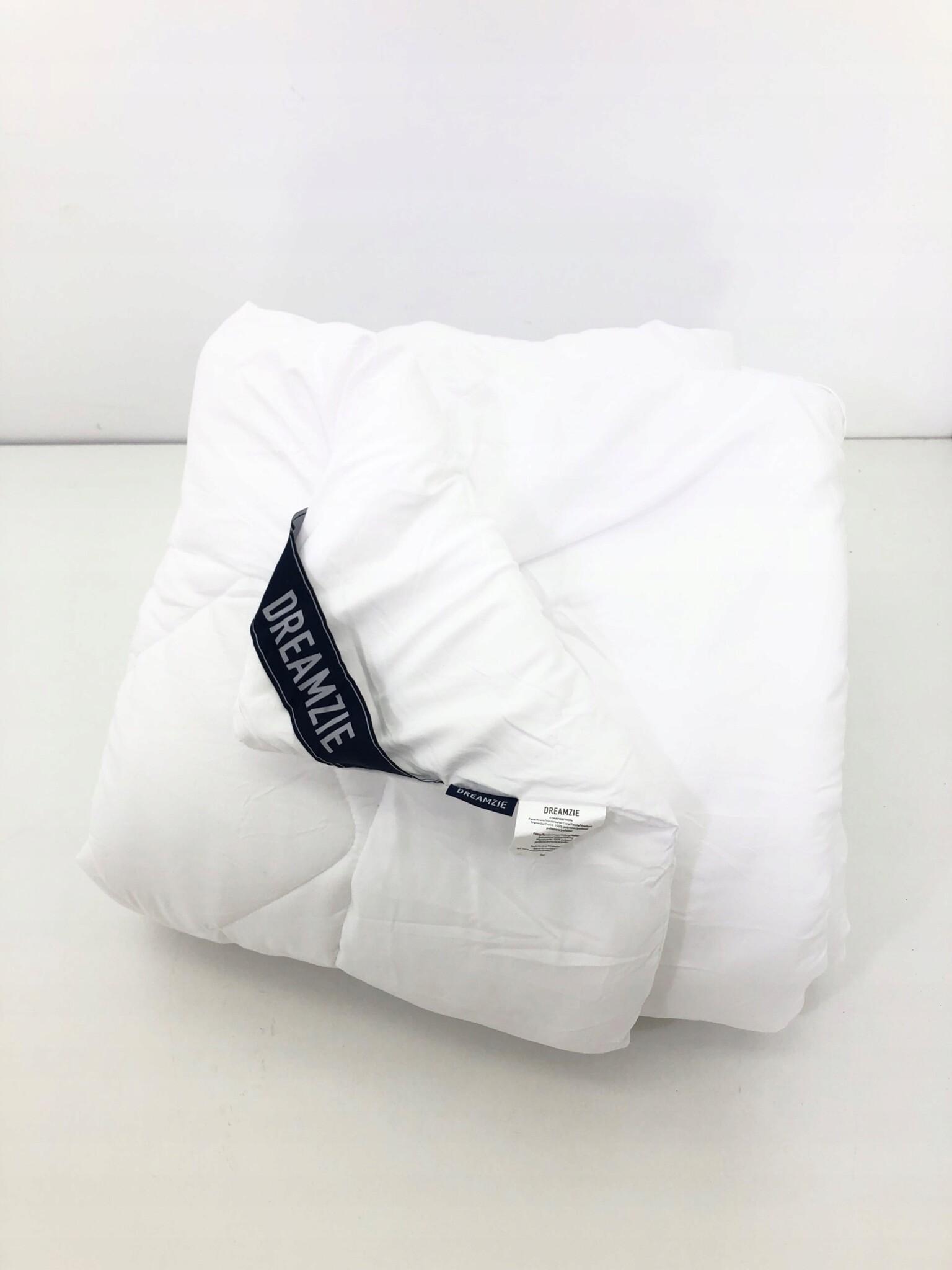 Ganzjahresbettdecke 200x220 cm - Mikrofaser, Anti-allergisch - bis zu 31% Rabatt