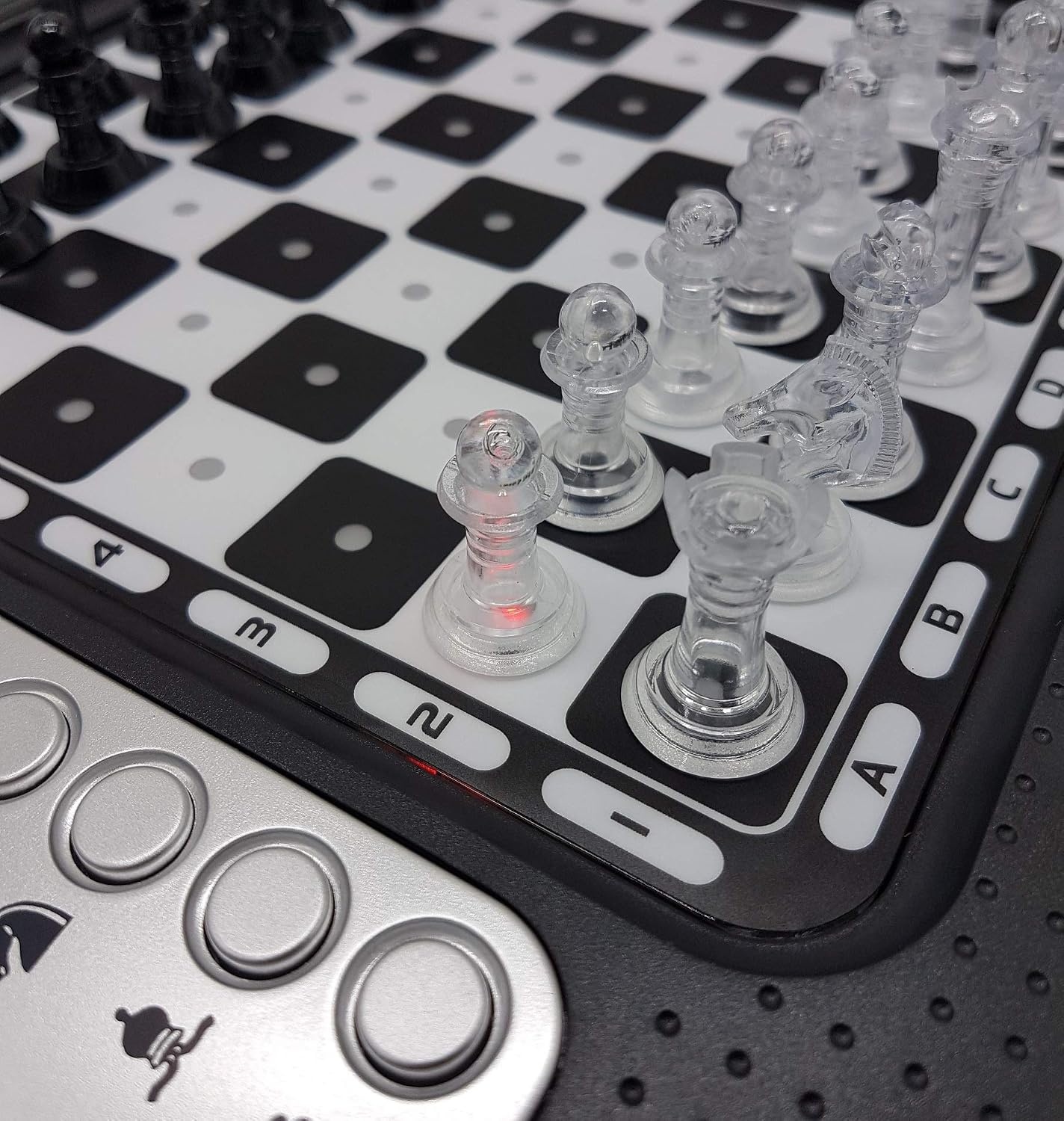 Lexibook Elektronisches Schachspiel mit 64 LED-Anzeigen - bis zu 49% Rabatt