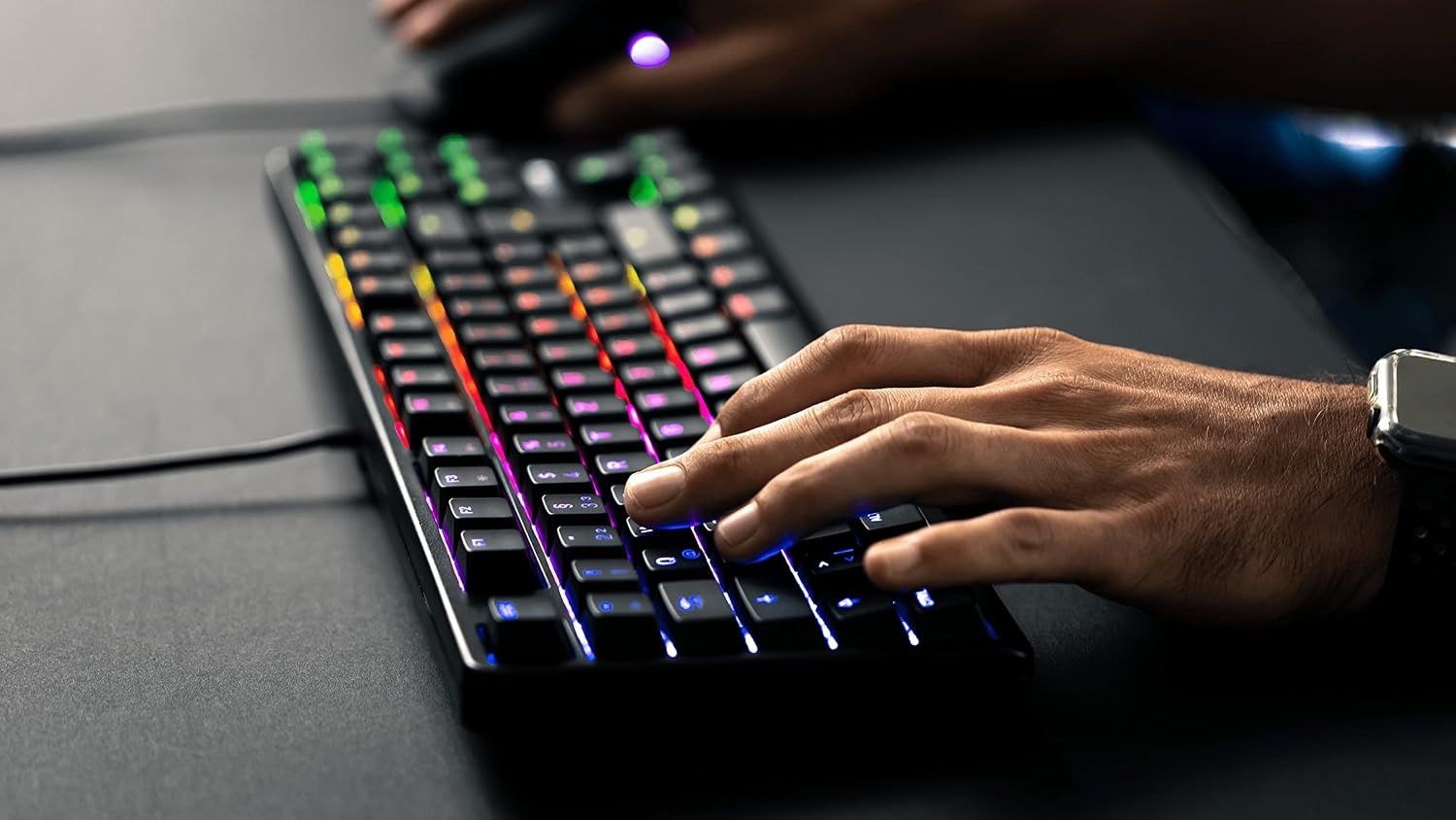 Mechanische Gaming-Tastatur TKL RGB - Jetzt bis zu 34% Rabatt sichern