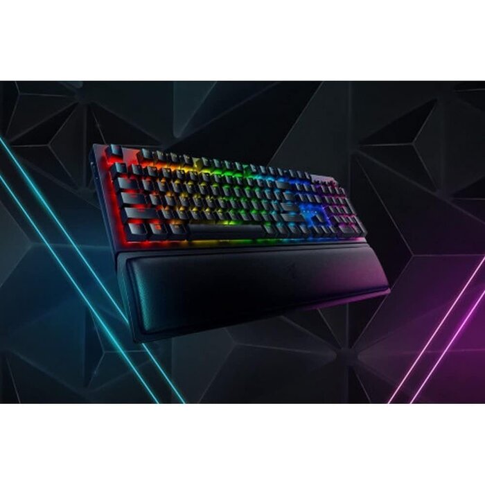 Razer Mechanische Gaming-Tastatur kabellos RGB US-Layout - jetzt bis zu 35% sparen