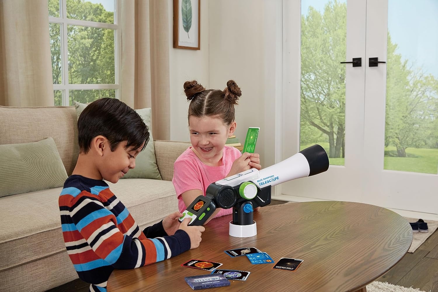 Interaktives Kinder-Teleskop mit NASA-Inhalten & Stativ - bis zu 35% Rabatt