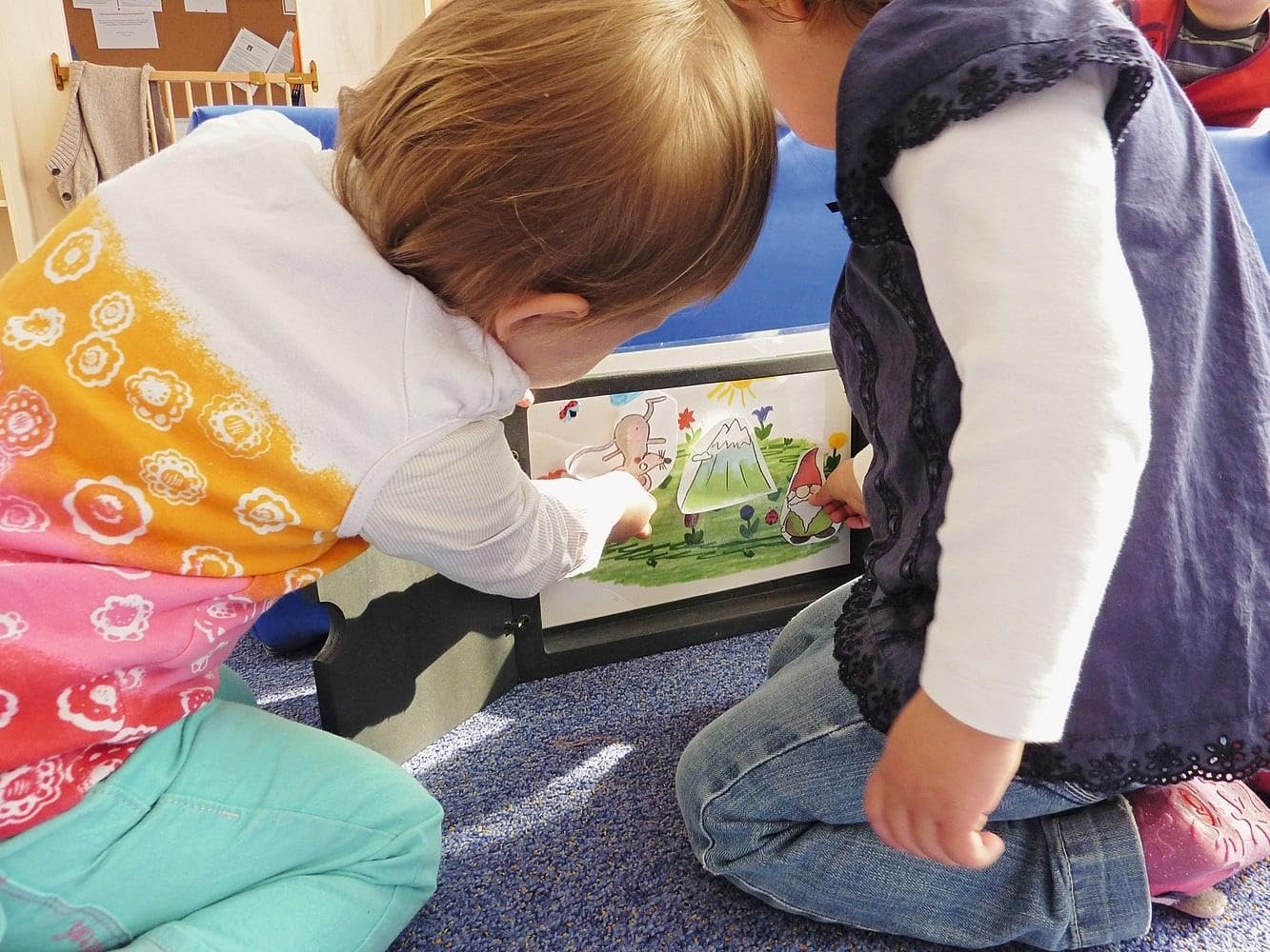 Kamishibai Erzähltheater DIN A3 für Kinder - Jetzt bis zu 34% günstiger!