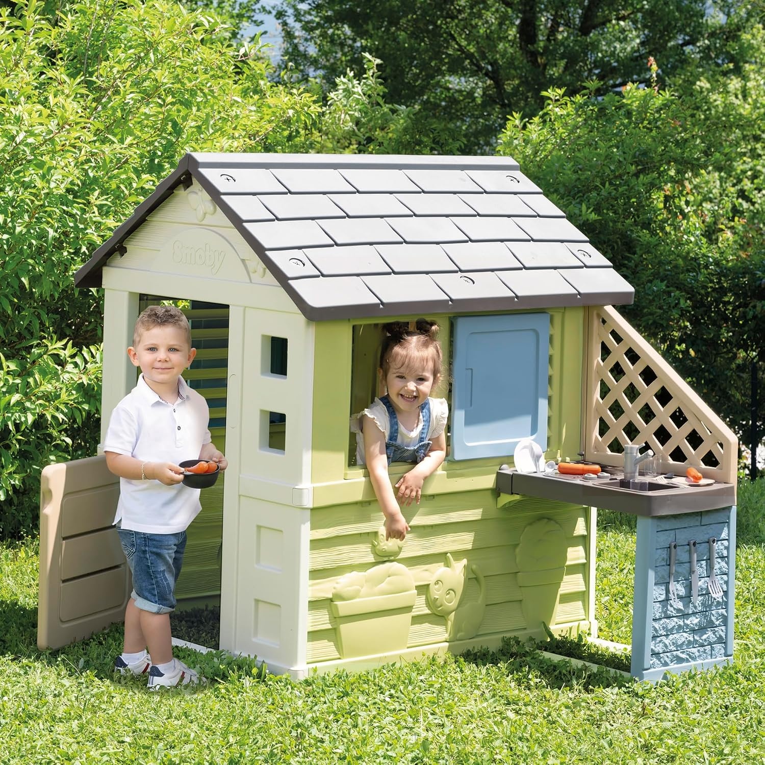 Spielhaus mit Sommerküche - Nachhaltig & Robust - Jetzt bis zu 45% reduziert
