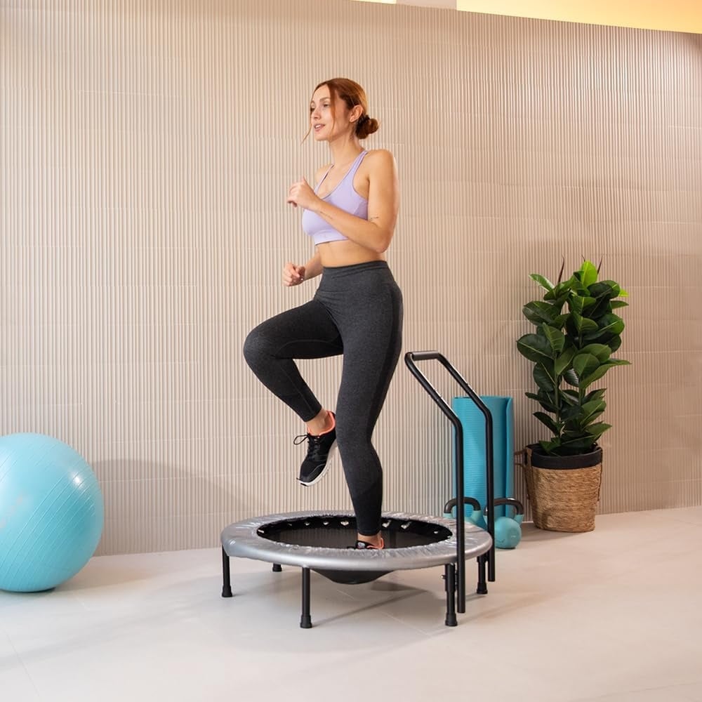 Fitness-Trampolin mit Haltegriff - klappbar - bis zu 34% sparen