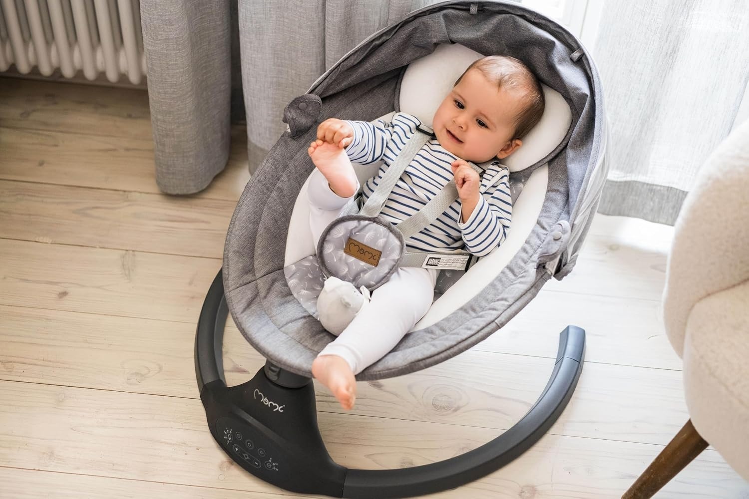 Elektrische Babyschaukel mit Bluetooth & Fernbedienung - bis zu 34% reduziert
