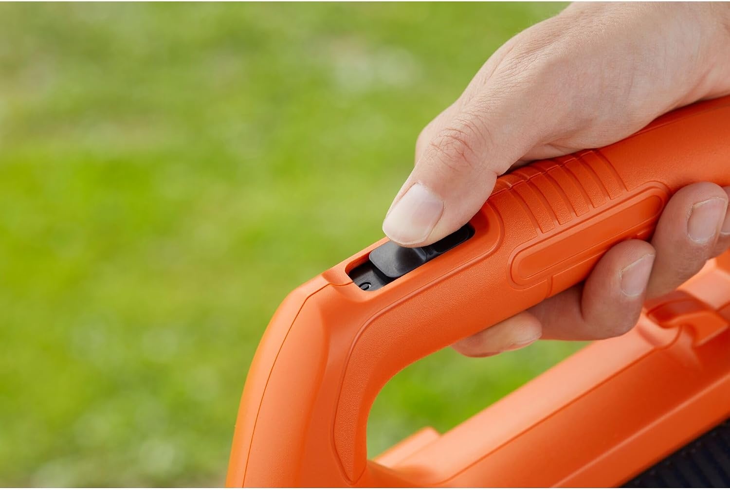 Elektrischer Laubbläser 1850W - 33% Rabatt auf Retourenware