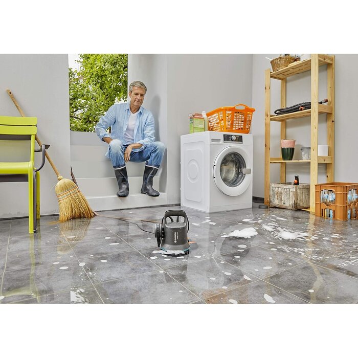Klarwasser-Tauchpumpe 9000 l/h, 300W, Flachabsaugung - 33% Rabatt