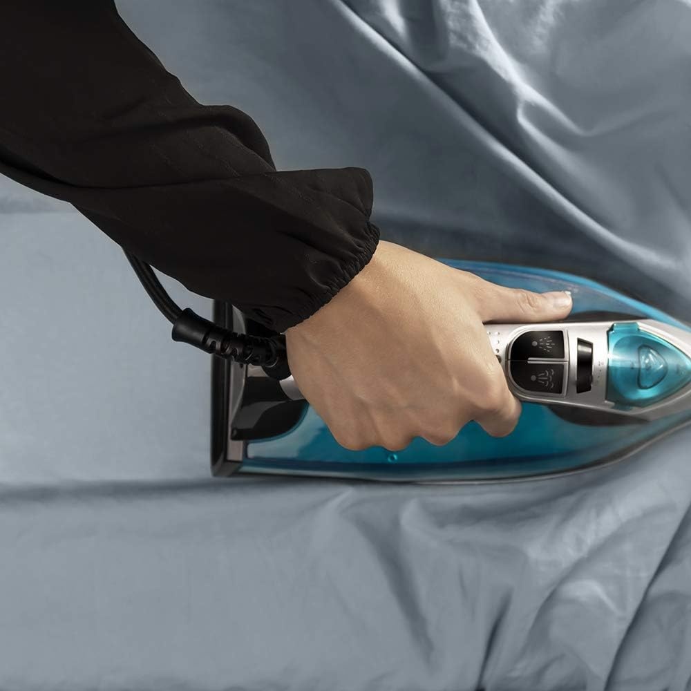 Cecotec Dampfbügeleisen 2600W mit Turbo-Slide-Sohle - 31% Rabatt