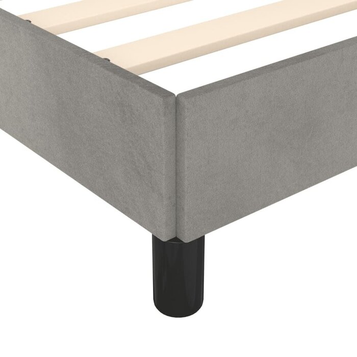 Bettgestell 120x200 cm aus Samt in Hellgrau - 34% Rabatt