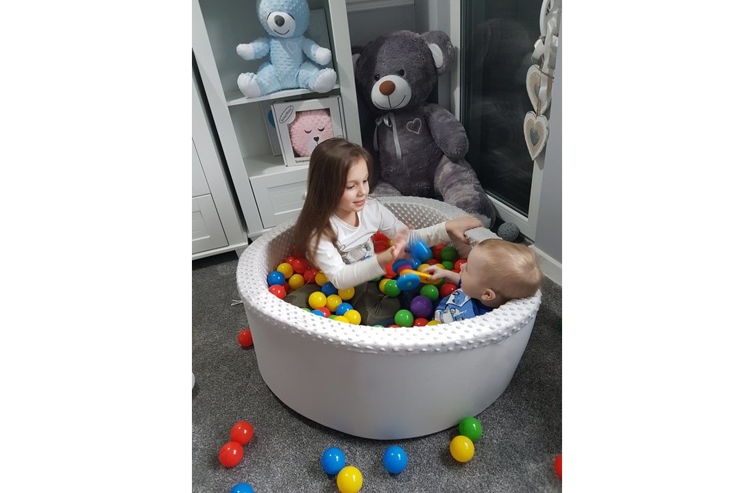 Ballenbad met 300 ballen - Wasbare hoes - 90 x 30 cm - Wit crème
