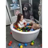 Ballenbad met 300 ballen - Wasbare hoes - 90 x 30 cm - Wit crème