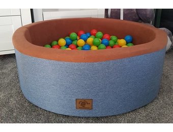 Ballenbad met 300 ballen - Wasbare hoes - 90 x 30 cm - Bruin blauw