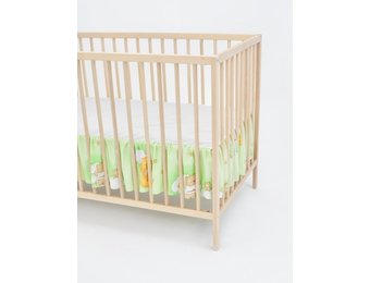 Bedbumper met hemel - 100% katoen - 120cm x 60cm - Groen beertjes