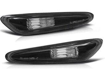 Zijkant knipperlichten BMW E60 / E61 / E46 / X3 ZWART
