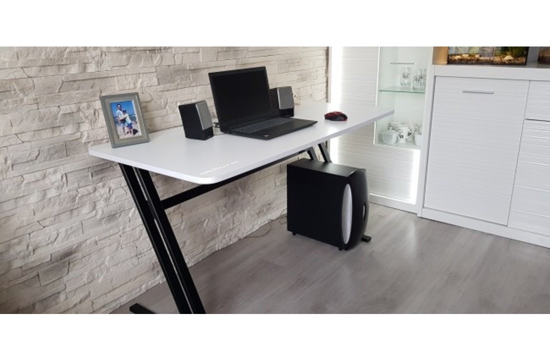 Gaming bureau 136x65x75 cm wit