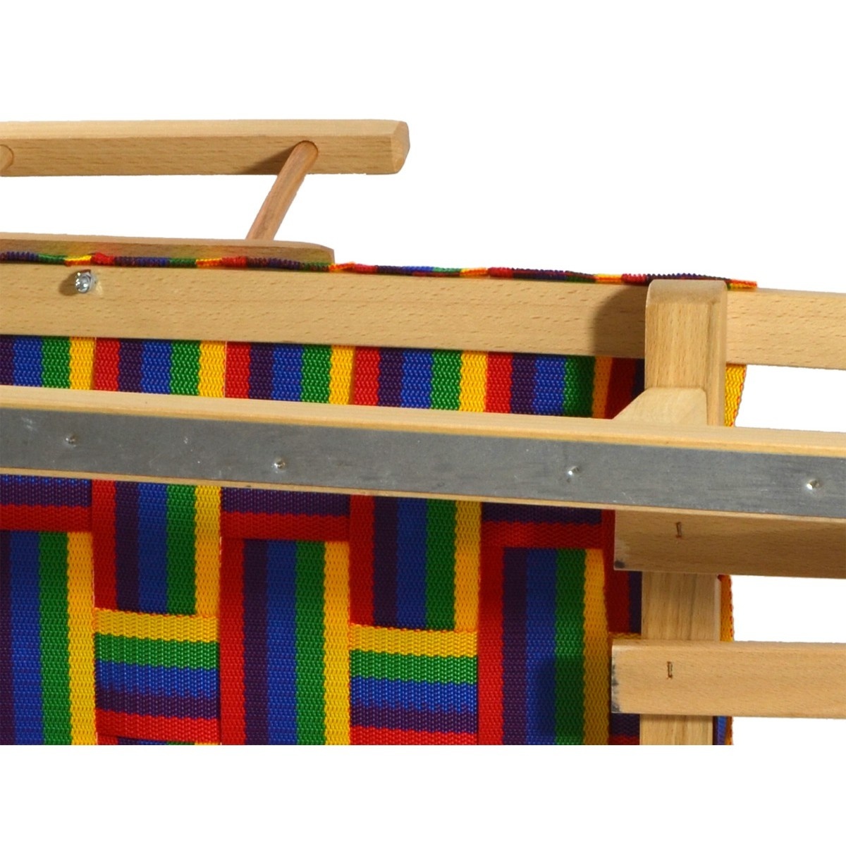 Slee van hout met rugleuning  en gevlochten zitting