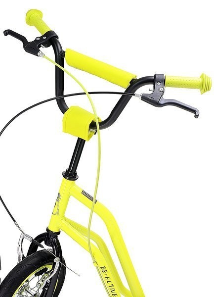 Kinder step met 12’’ luchtbanden – dubbele V-brake –geel