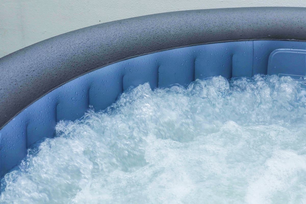 MSpa Bergen - bubbelbad - opblaasbaar - 4-persoons - 180x73 cm