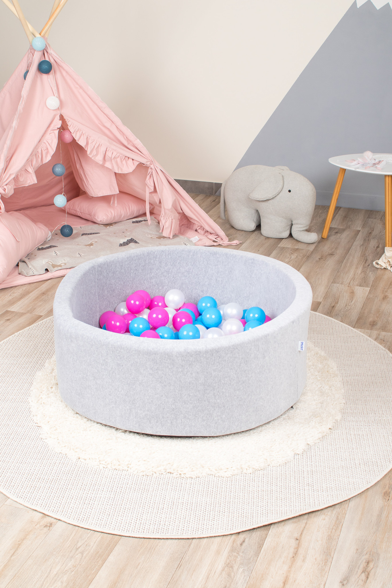 Ballenbak 90 x 40 cm - met 150 ballen - wit, blauw, roze