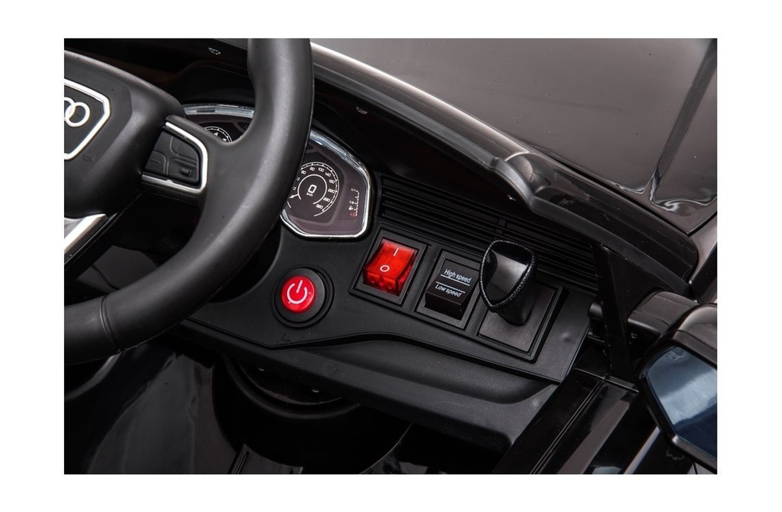 Audi RS Q8 elektrisch bestuurbare auto - zwart
