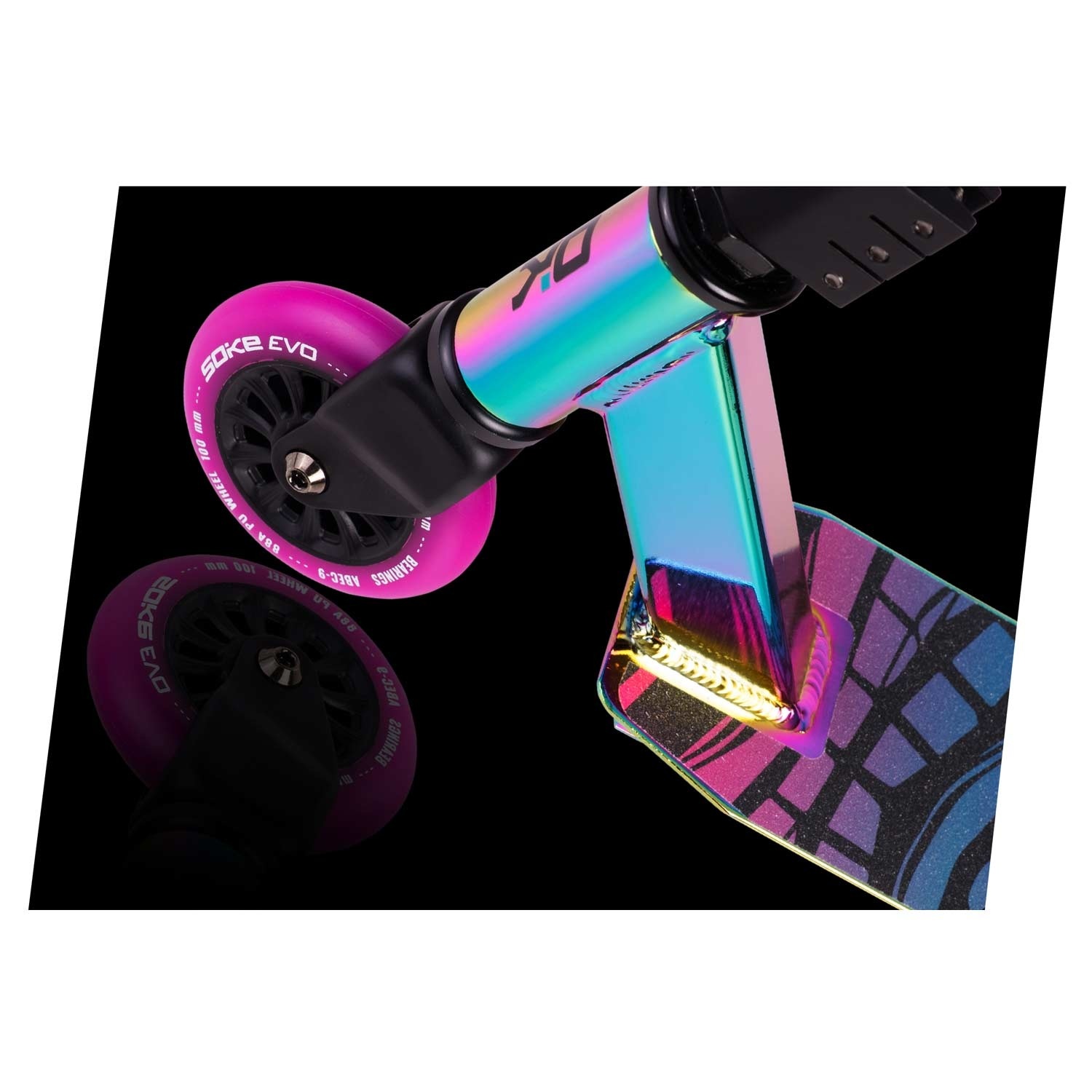 Soke Evo stuntstep - black neochrome - Race step - 360º stuur