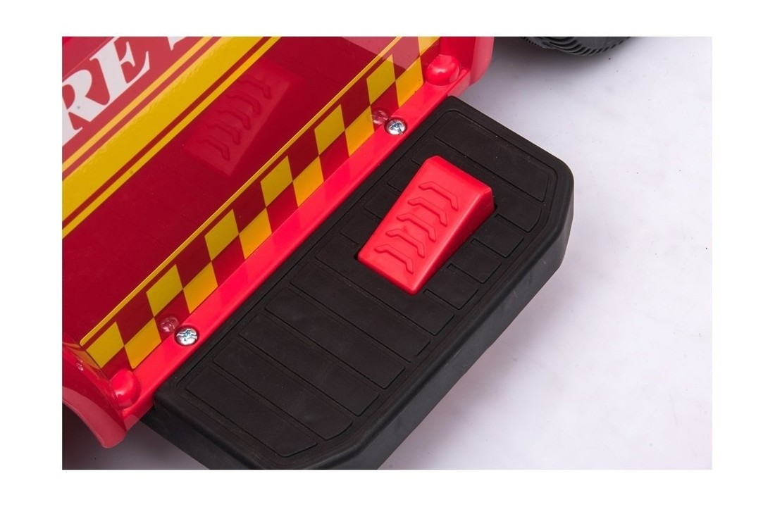 Elektrisch bestuurbare brandweerwagen - met ladder en zeepbellen