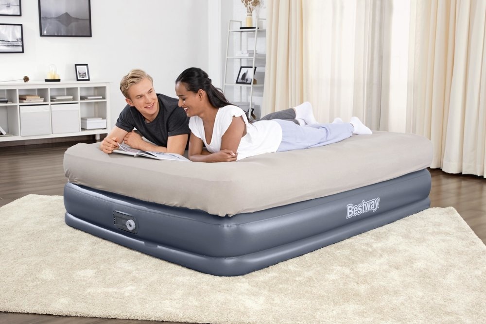 Bestway - luchtbed & pomp - 2 persoons - 203x152x51cm