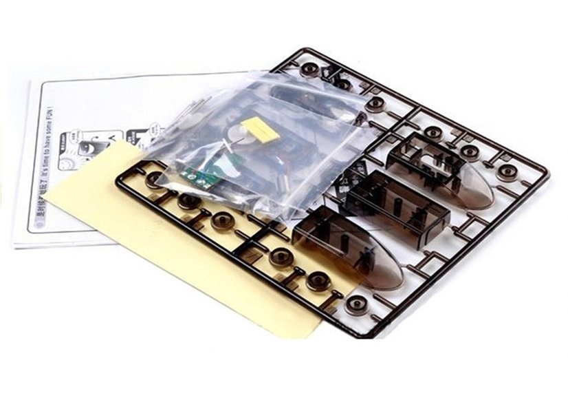 Speelgoed trein op zonne-energie - modelbouw voor kinderen - zwart