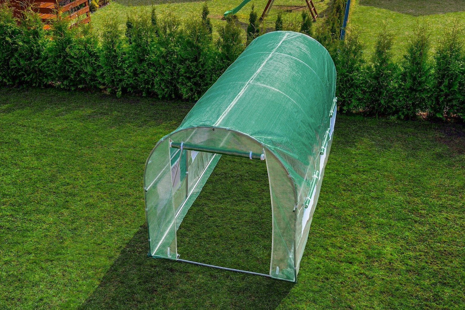 Tuinkas 3x2x2 meter - 6m2 - metalen frame met groene PE-folie - met klamboe ramen