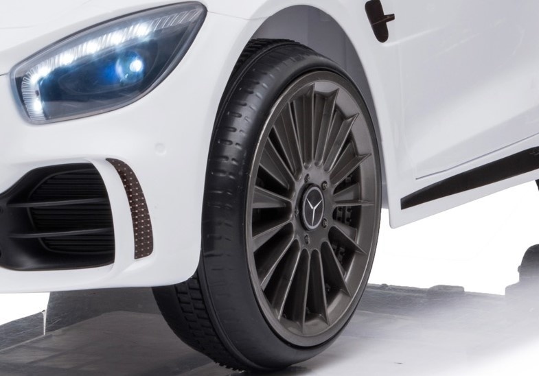 Elektrische kinderauto - Mercedes GTR AMG - 2x25W - wit