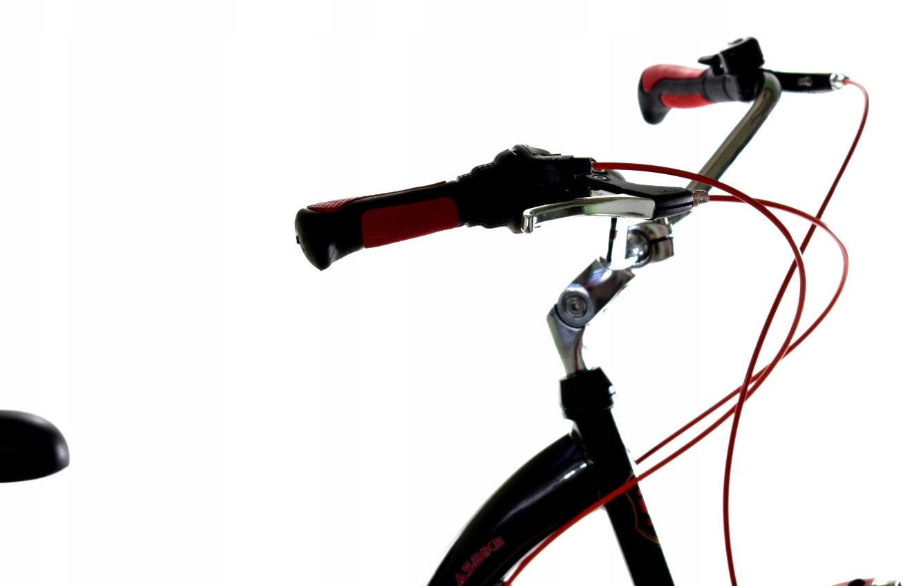 Meisjesfiets - 26 inch - met 7 versnellingen - alu - zwart rood