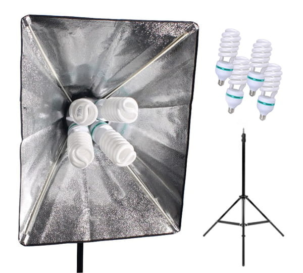 Softbox - 50 x 70 cm - met  verstelbaar statief - 4 lampen