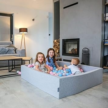 Ballenbak - stevige ballenbad - 120x120 cm - 600 ballen Ø 7 cm - wit, roze, grijs.