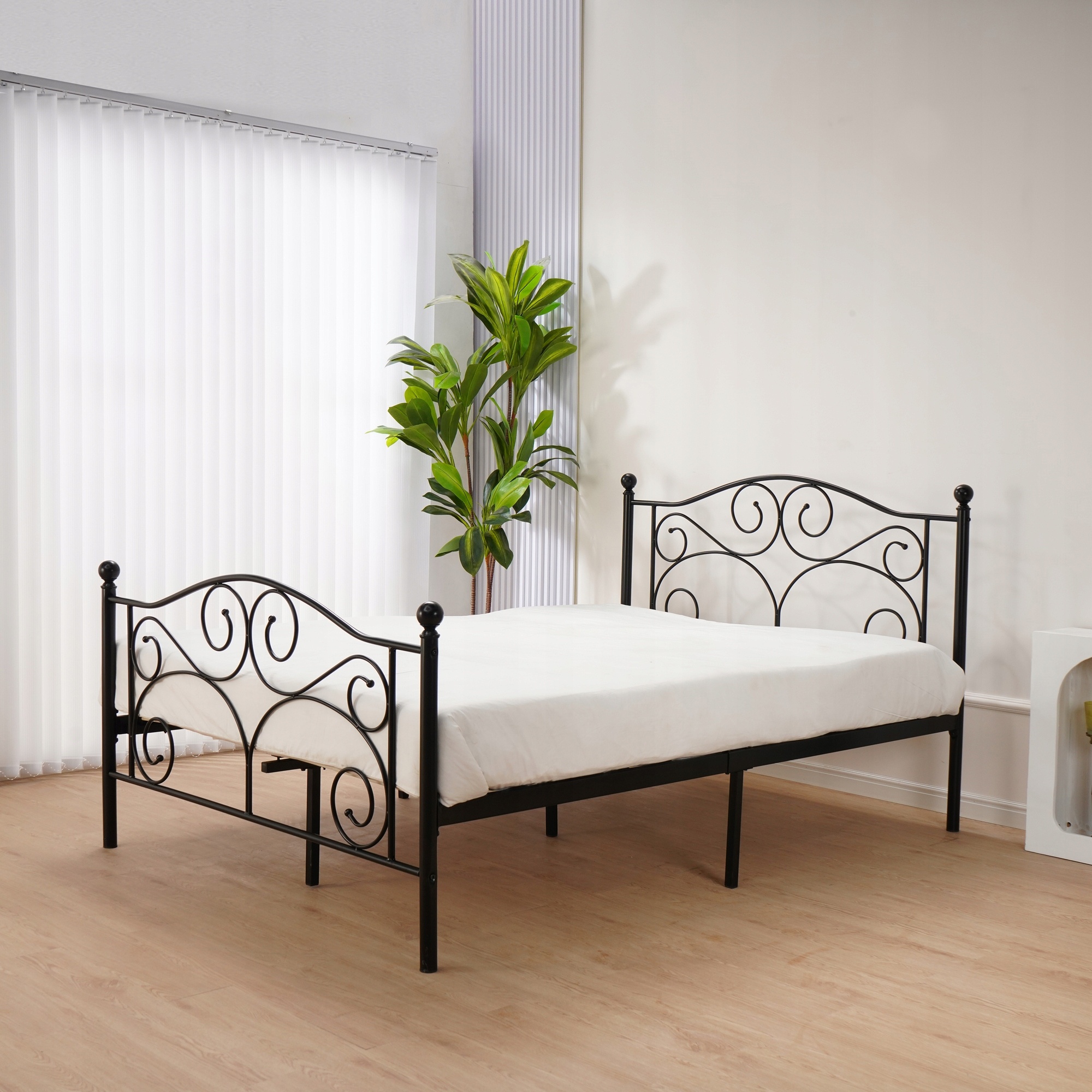 Metalen bedframe met lattenbodem- 160x200 - versierd