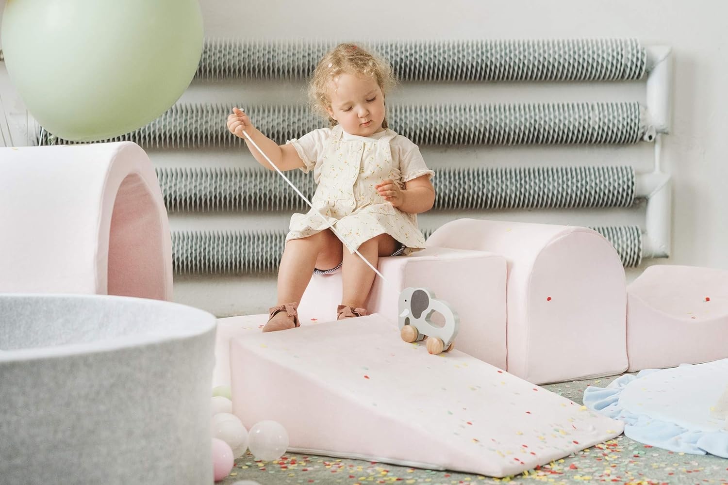 Foam speelset - 7-delig - met ballenbak en 100 ballen - roze