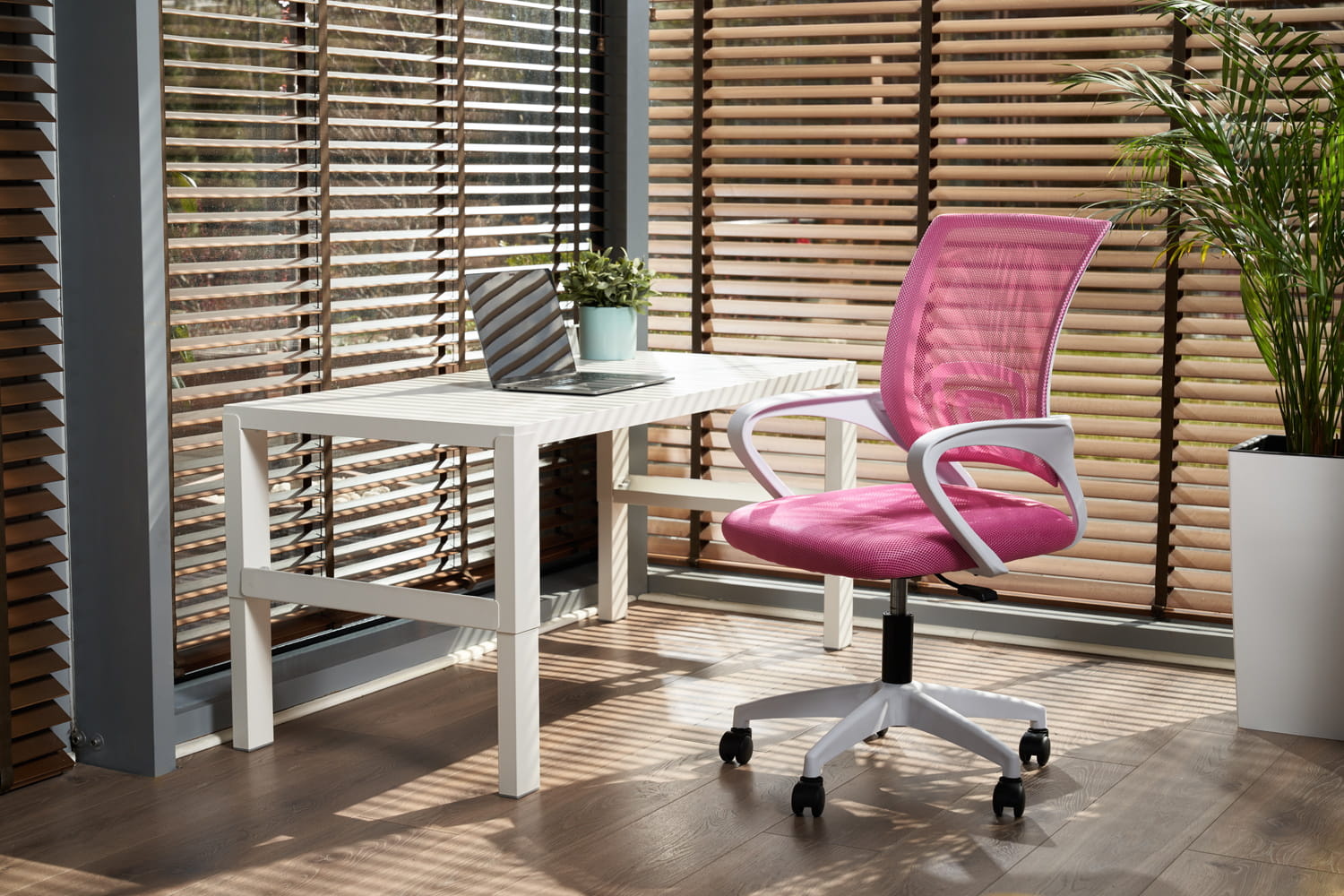 Ergonomische bureaustoel - SMART - verstelbaar - wit roze