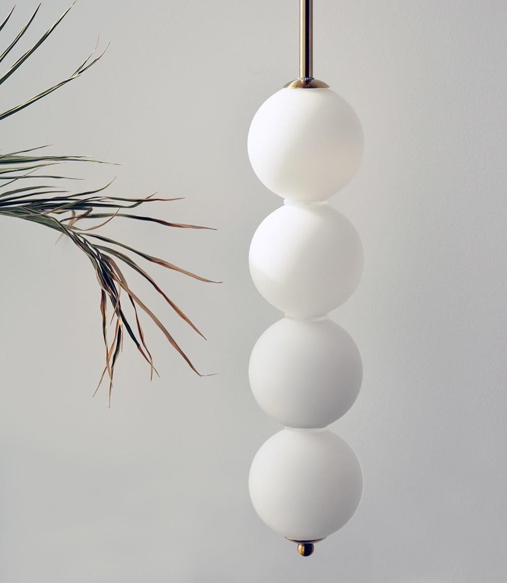 LED Hanglamp - goud - met 4 glazen bollen - ⌀ 9,5 x 30 cm