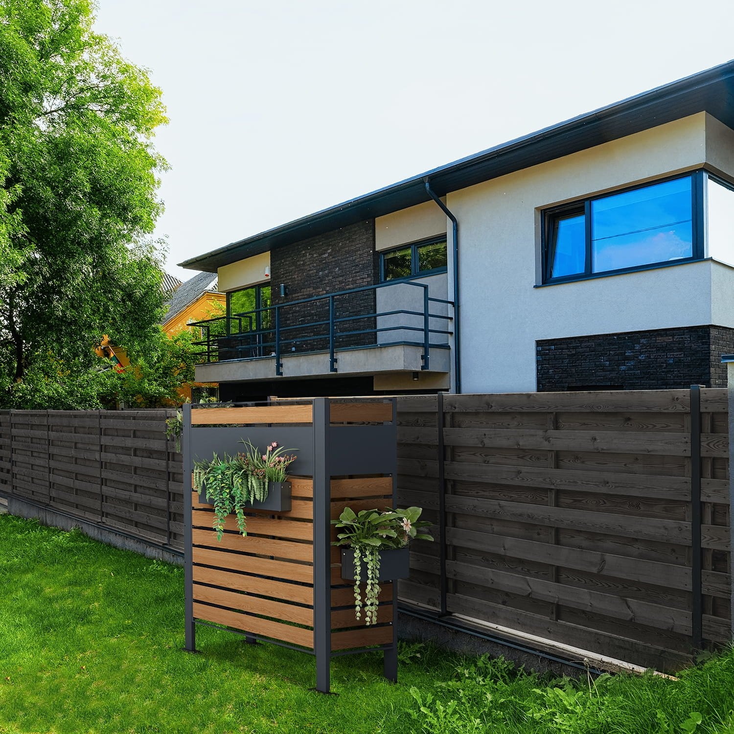 Container ombouw als stijlvolle oplossing voor een nettere tuin