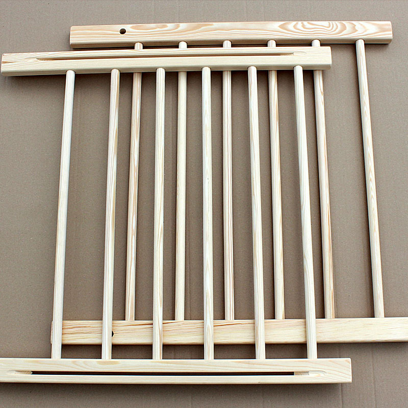 Traphekje - hout - van 102 tot 182 cm breed x 68 cm hoog