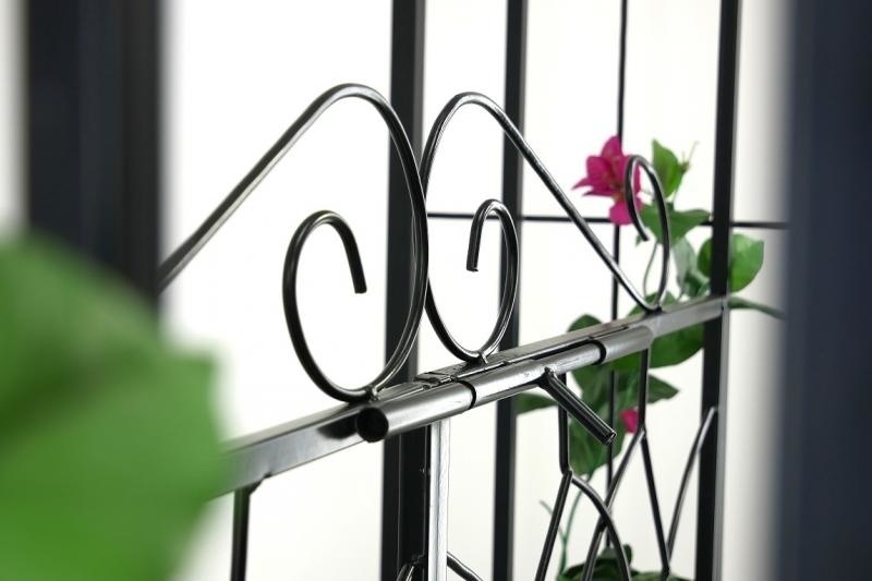 Gardenline - rozenboog metaal met hekje - 106x50x217cm - zwart