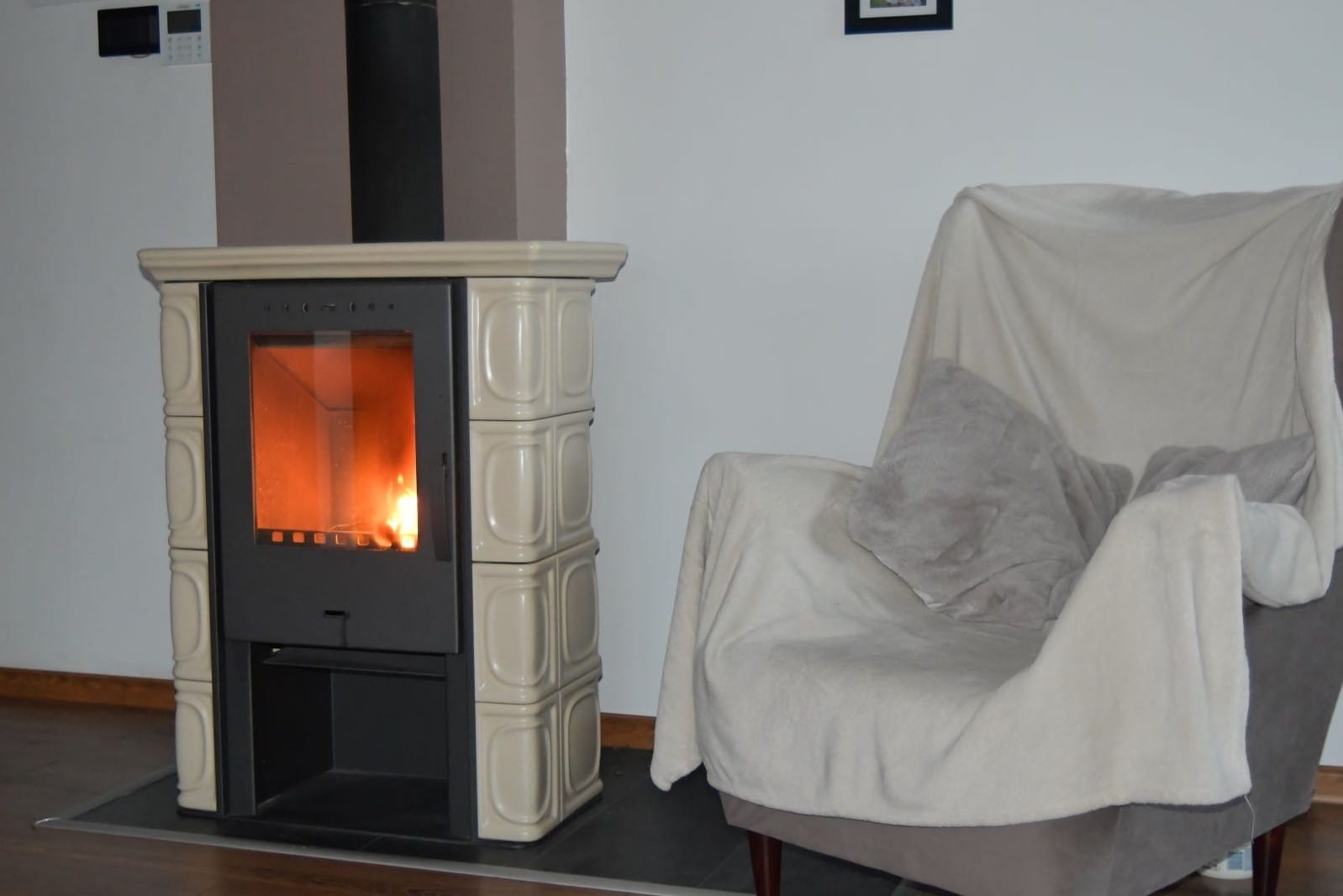 Houtkachel Staal met Keramische Tegels 10kW Cappuccino