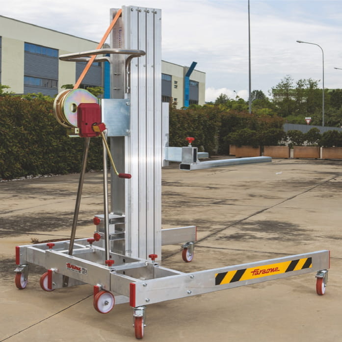 Goederenlift - 5,5 m hefhoogte - 200 kg draagvermogen - aluminium