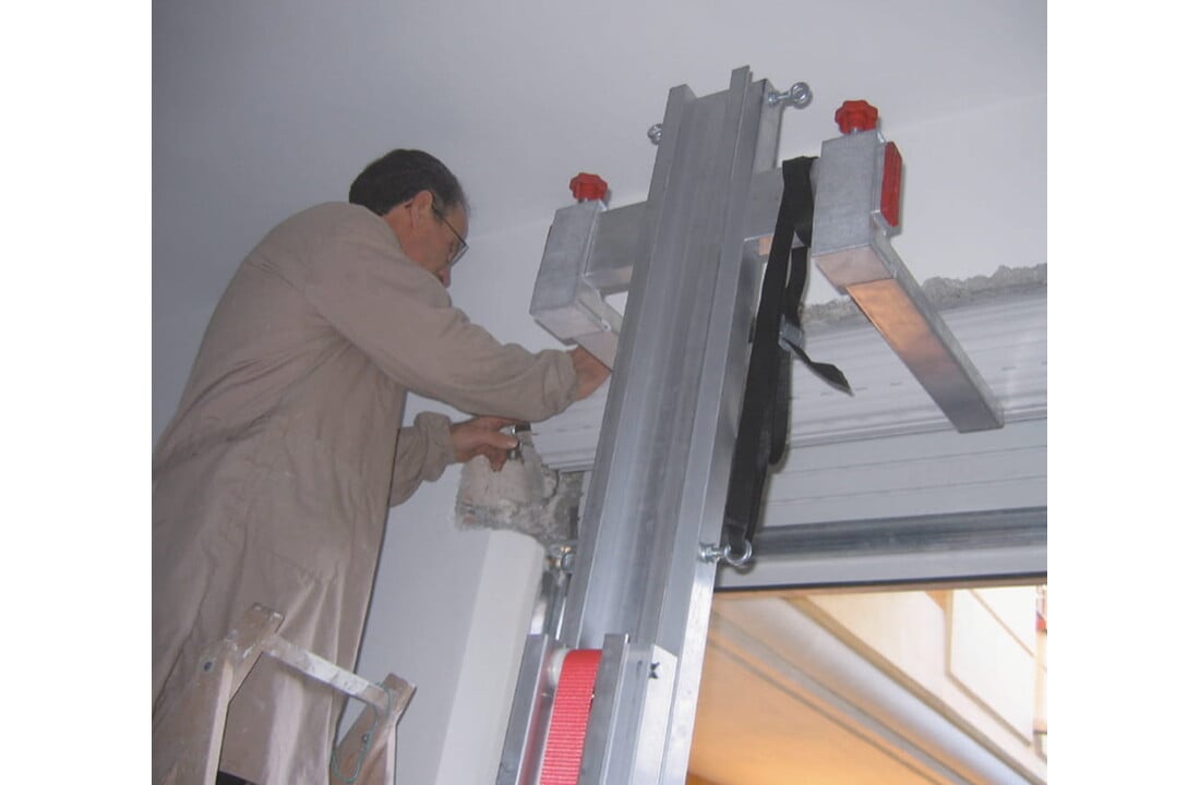 Goederenlift - 4,15 m hefhoogte - 250 kg draagvermogen - aluminium