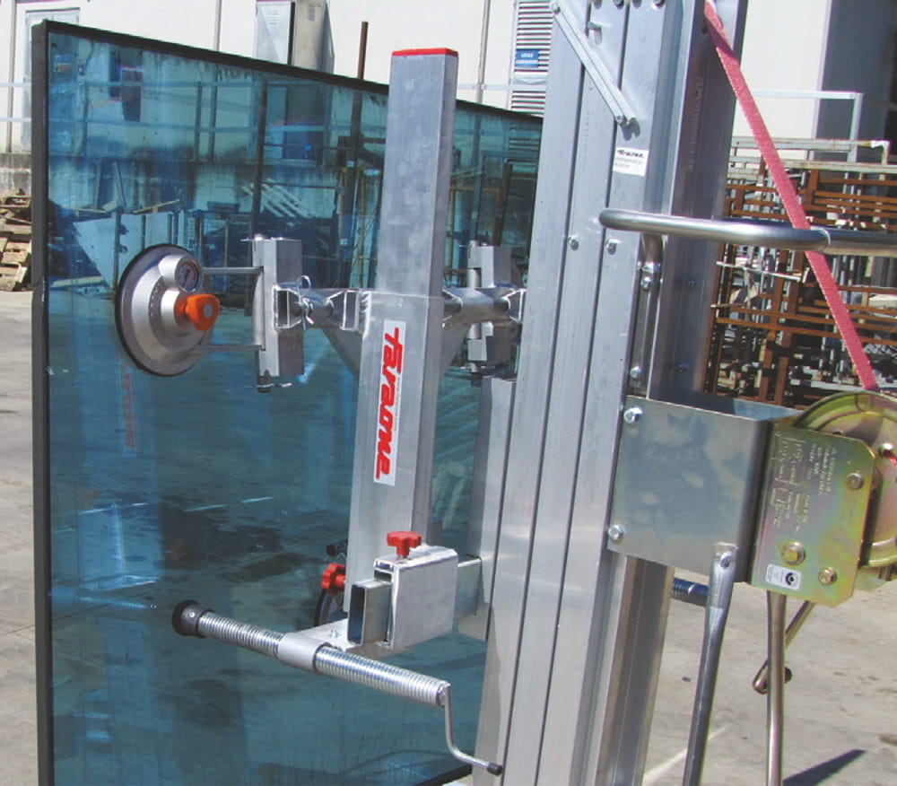 Goederenlift - 4,15 m hefhoogte - 250 kg draagvermogen - aluminium