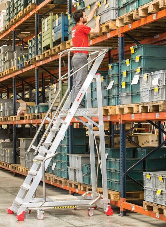 Faraone MF.TS 150 Magazijnladder 5-treden - 3,28 m werkhoogte