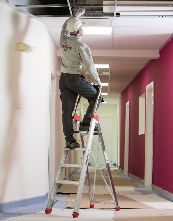 FARAONE LADY magazijnladder 8 treden - 3,58m werkhoogte