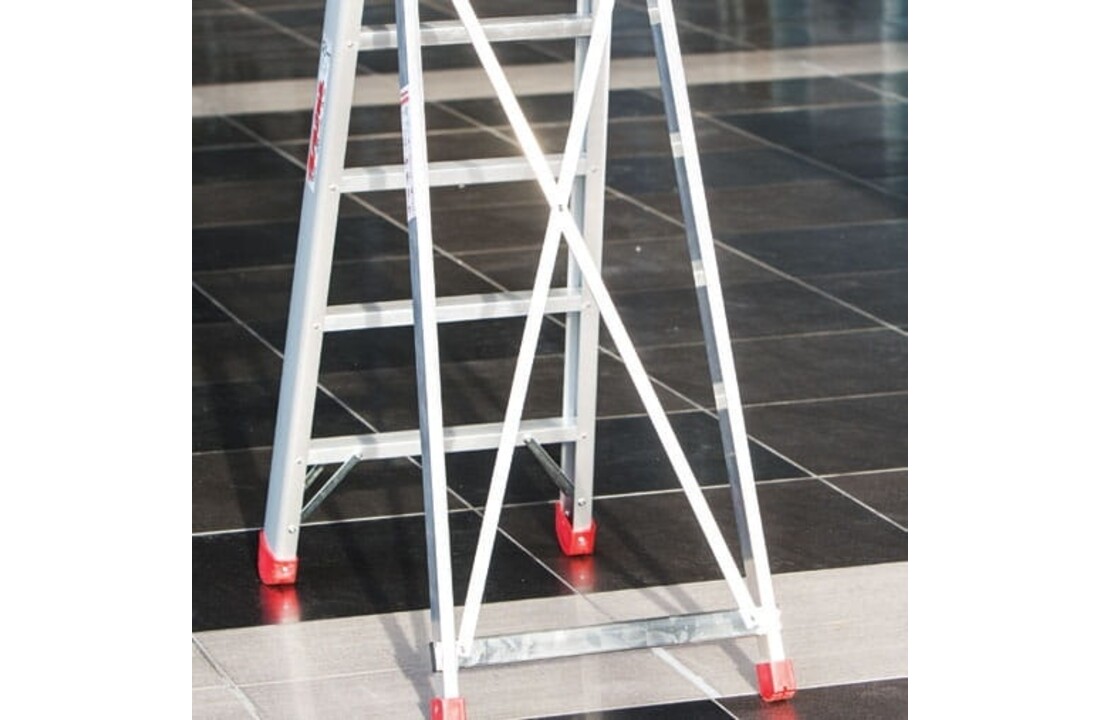 Faraone LADY magazijnladder 9 treden - 3,80m werkhoogte