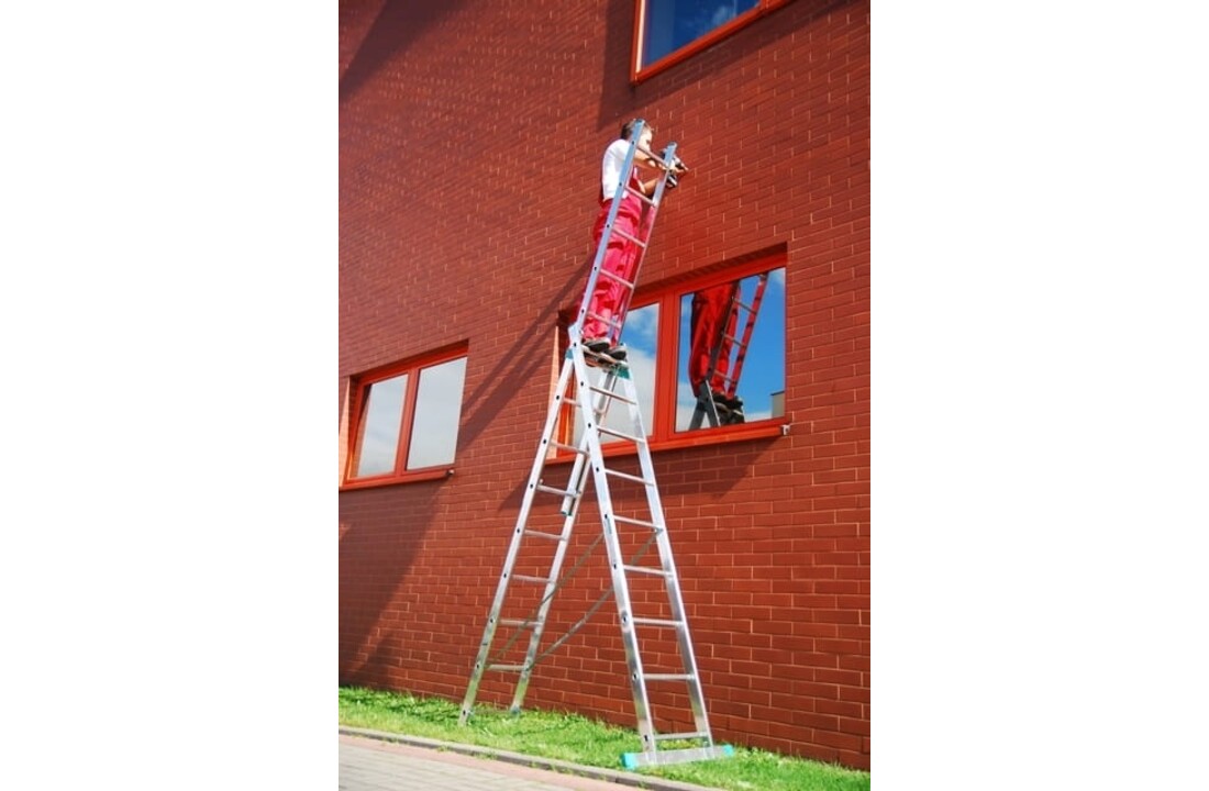 Reformladder - aluminium ladder - 3x 9 treden - werkhoogte 7 m