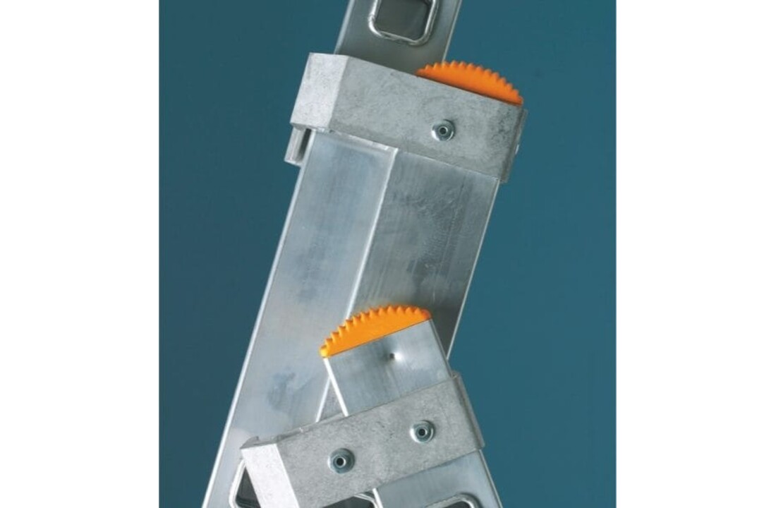 Faraone AK 250.3 Aluminium Ladder 3x8 - 6,19 m