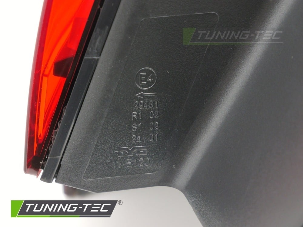 LED Achterlicht Rood Smoke Links TYC geschikt voor OPEL ASTRA K 15-19 HB